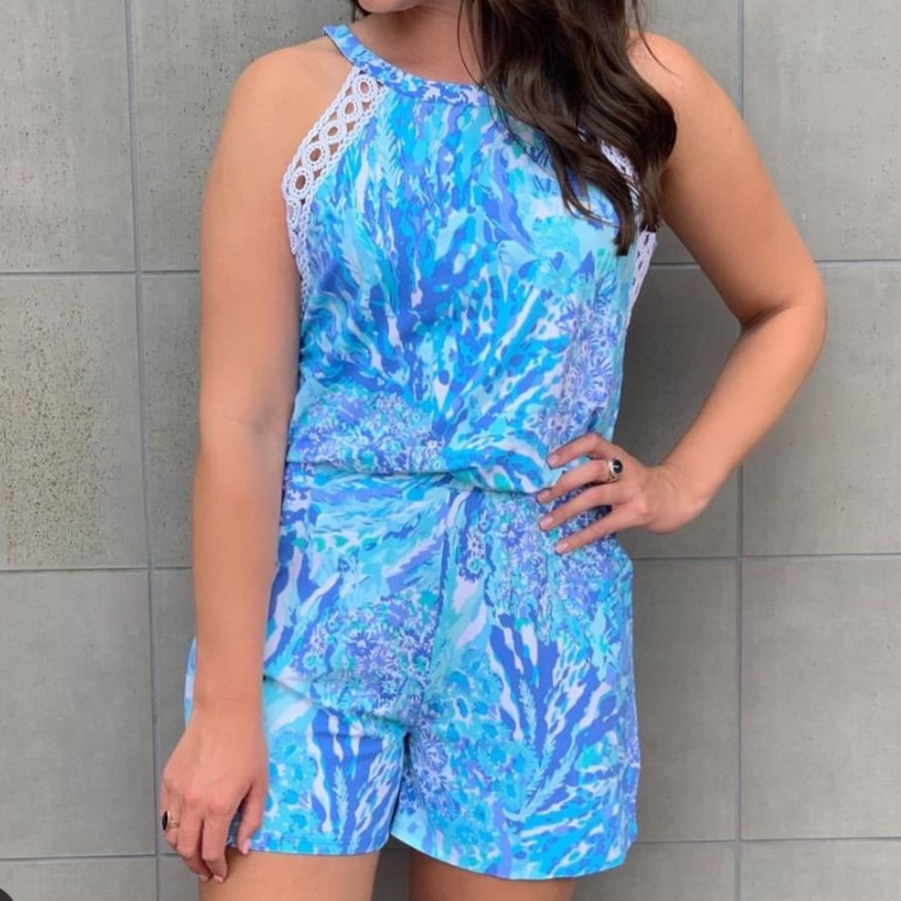 Lilly Pulitzer LALA ROMPER Blue Haven Hey Soleil - Picture 2 of 16